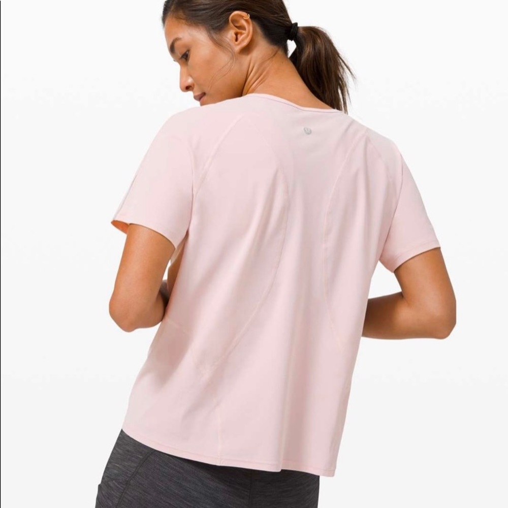 lululemon Outrun The Heat Short Sleeve T-shirt